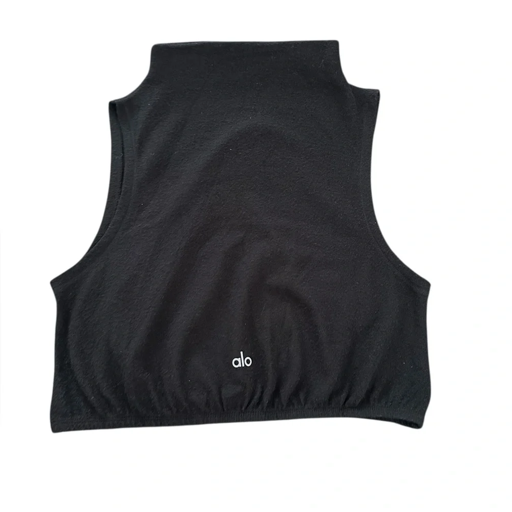 ALO Yoga Black Sleeveless Fuzzy Soft Crop Top S